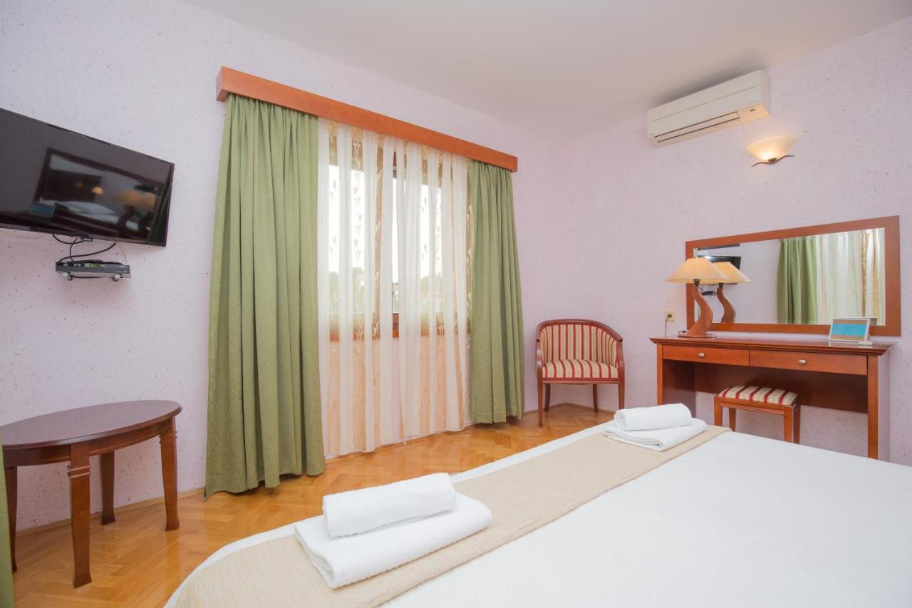 Rooms Plava Laguna Primošten Exteriér fotografie